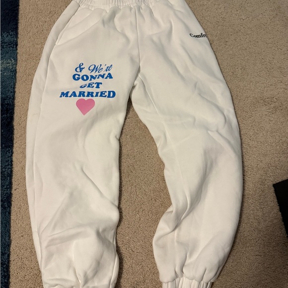 Bridal White Hoodie and Sweatpants Set - Picture 7 of 12